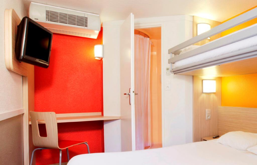 Hotel Premiere Classe Valenciennes Ouest Petite Foret Extérieur photo